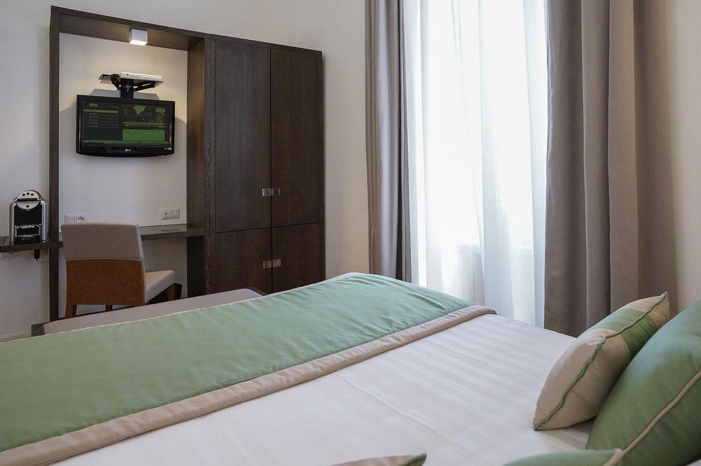 Les Diamants Spanish Steps Suite Rome Exterior photo