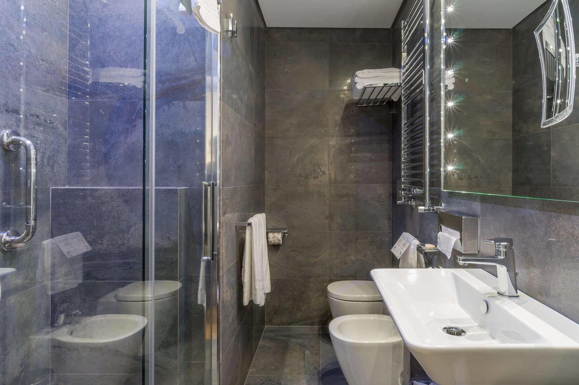 Les Diamants Spanish Steps Suite Rome Exterior photo