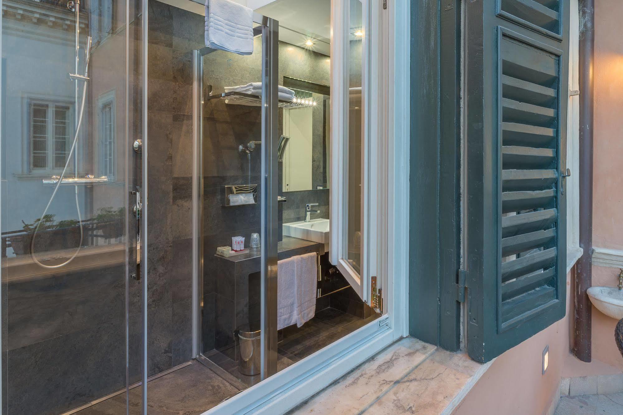 Les Diamants Spanish Steps Suite Rome Exterior photo